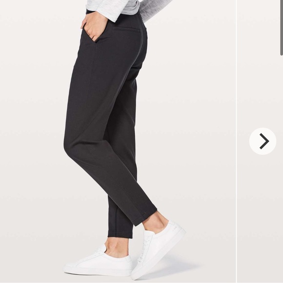 Lululemon City Trek Trouser II 28” in Black size 8 - Picture 5 of 13